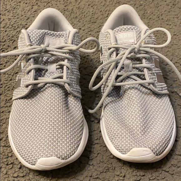 Adidas - Picture 3 of 4